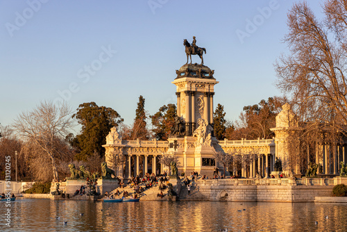 Obraz na płótnie Madrid, Spain. Monument to Alfonso XII in Buen Retiro Park (El Retiro), situated on the east edge of an artificial lake near the center of the park w salonie