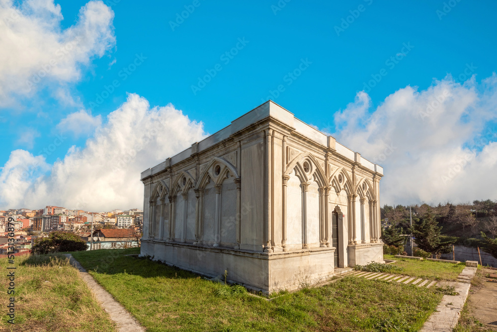 Kont Abraham-Salamon de Kamondo mausoleum, Sutluce, Beyoglu, Istanbul