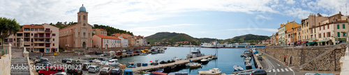 Panoramique de la baie de Port-Vendres.