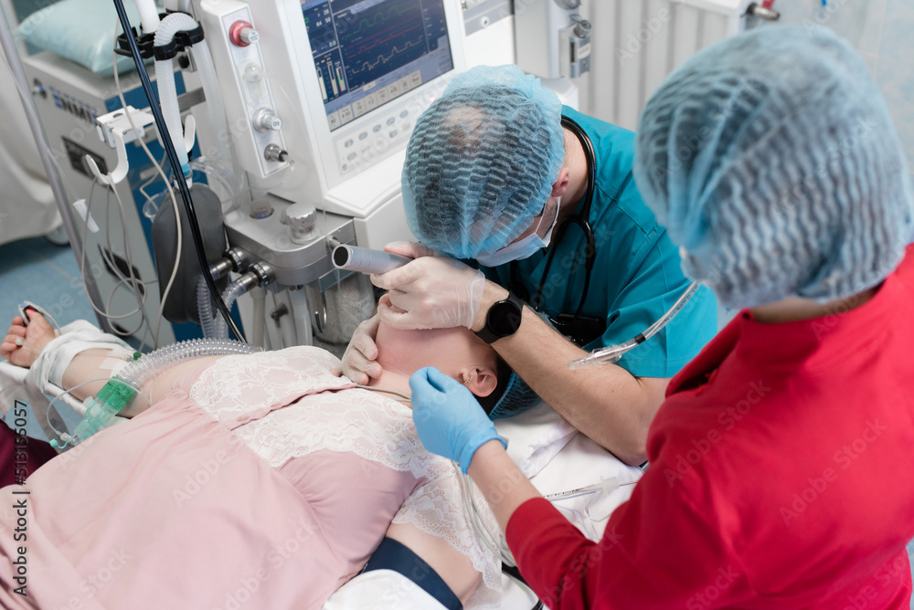 insertion endotracheal tube. apply laryngoscope blade for insert