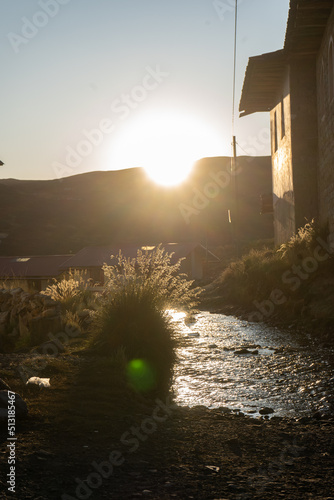 Atardecer en el pueblo andino de Pacchanta, Ausangate, Cusco; Perú. by Yuri Ugarte Cespedes.  photo