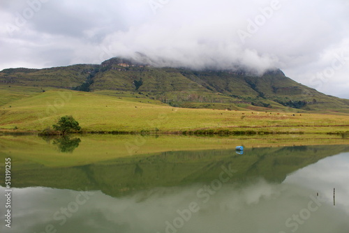 Drakensburg lake photo