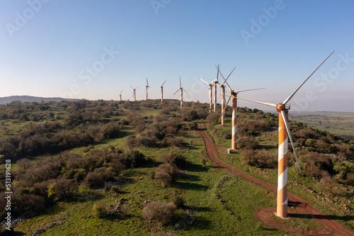 Schilderij op canvas A wind turbine in the Golan Heights on Mount Bnei Rasen
