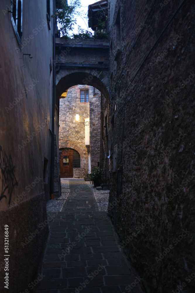 Fototapeta premium Night street in Italy