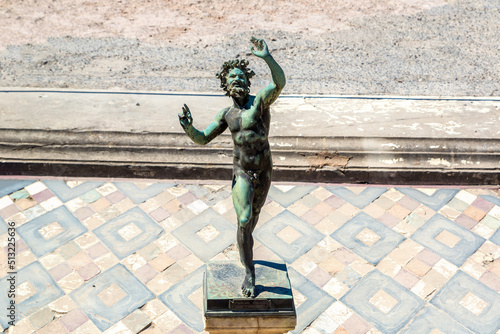 Tablou pe pânză Pompeii city in Italy