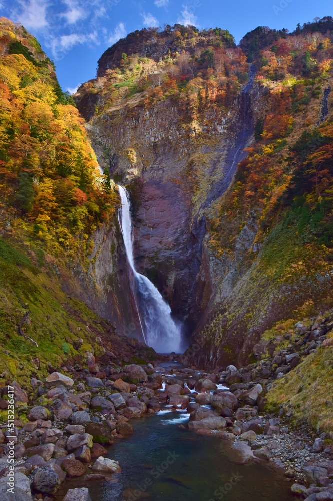 落差日本一 秋・紅葉の称名滝 落差日本一 秋・紅葉の称名滝