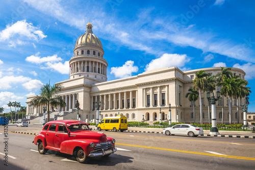 National Capitol Building and vintage in havana, cuba © Richie Chan
