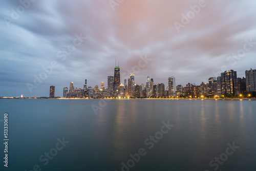 Chicago skyline - North Avenue Beach © Sizhu