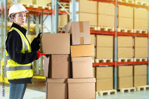 Warehouse specialist. Wareh...