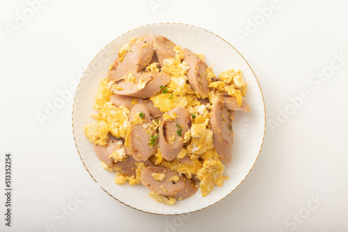 魚肉ソーセージと卵のマヨ炒め