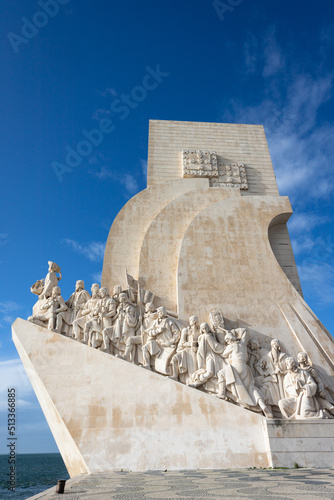 discoverers monument