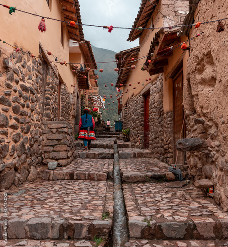 Fotografías del pueblo inca de Ollantaytambo, en el Valle sagrado de los incas, Cusco Perú.