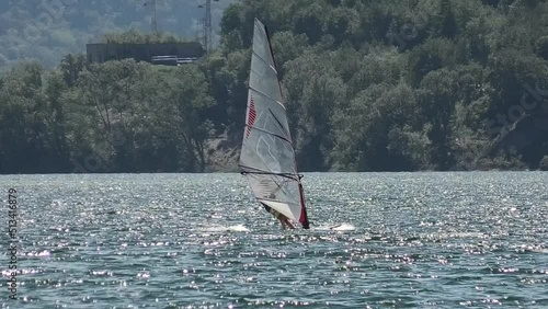 windsurf