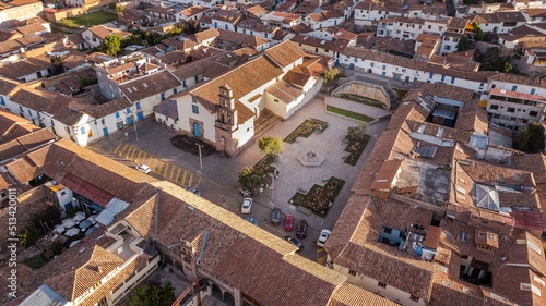 Fotograf  as con Drone de la ciudad del Cusco Per  .