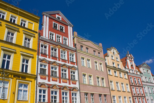 Facades of old historic houses on Market Square in Wroclaw, Poland © Lindasky76