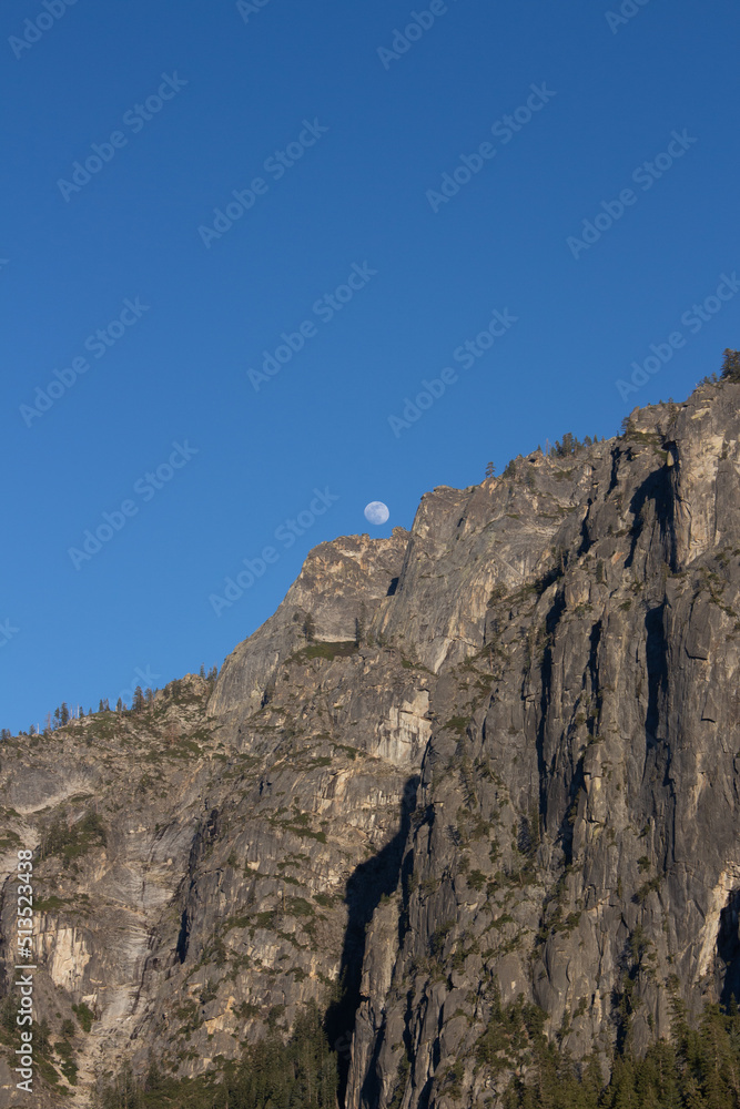 Moon over Mountain