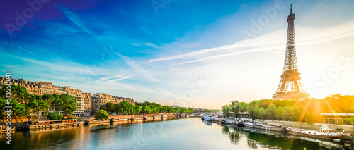 eiffel tour over Seine river © neirfy