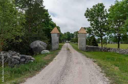 olg stone fence © Urmas