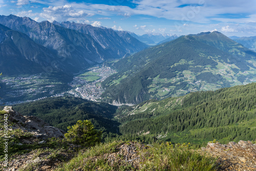 Fototapeta Naklejka Na Ścianę i Meble -  mountain panorama Lechtal Alps in Tyrol Landeck sky