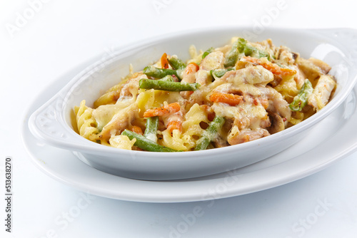 pasta with chicken and vegetables