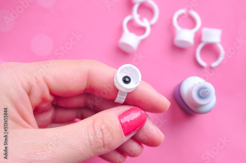 Eyelash Extension Ring Holder For drop of glue on finger