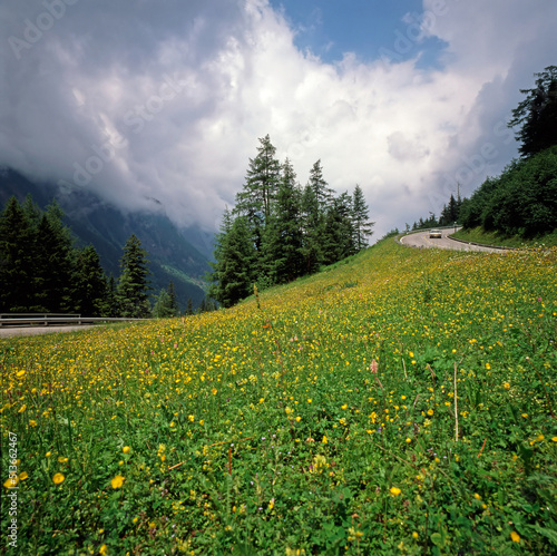 Alpine Road to Grossglockner, Austria © Julius Fekete