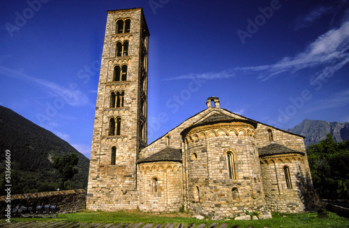 Iglesia de planta basilical de Sant Climent de Taüll(s.XI-XII).Taüll.Valle de Boi.Cordillera Pirenaica. Lleida.Cataluña. España.
