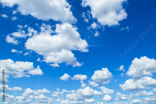 Fototapeta Naklejka Na Ścianę i Meble -  Beautiful summer blue sky. Fluffy white cumulus clouds.