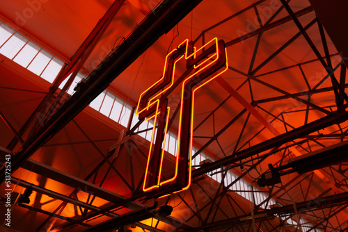 Bild auf Leinwand Dark MOFO 2022 winter feast hall neon cross decoration