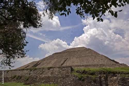 Piramide del Sol  s.I .Teotihuacan. Estado de Mexico D.F.Mexico.