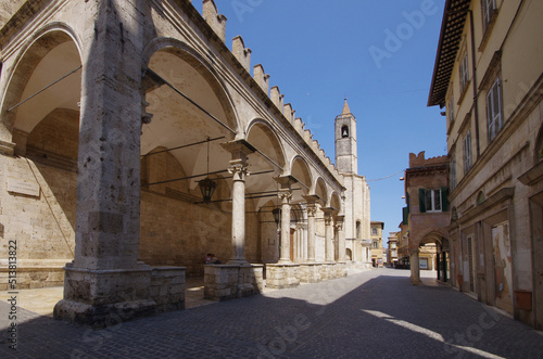 Ascoli Piceno, Marche: The ancient arcades with the Cathedral of S. Emidio
