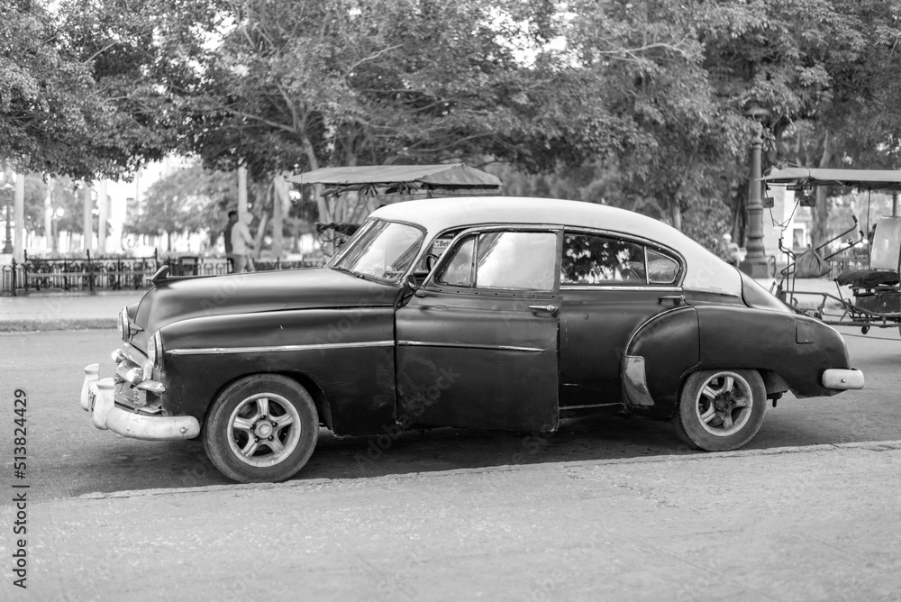 black and white of classic car in havana cuba