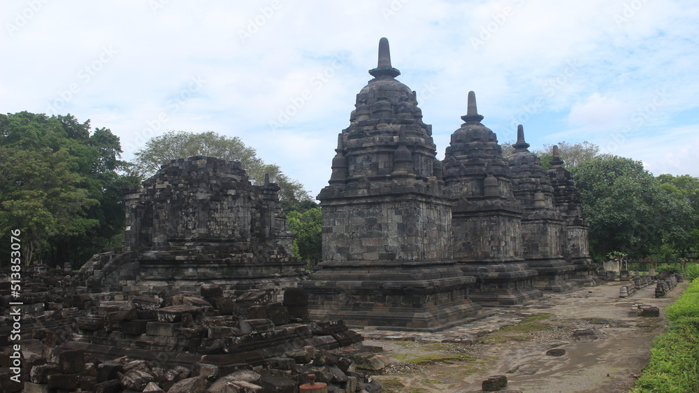 Take a historical tour to Lumbung Temple in Central Java, Indonesia. 
This temple was built in the 9th century by the Ancient Mataram Kingdom.
