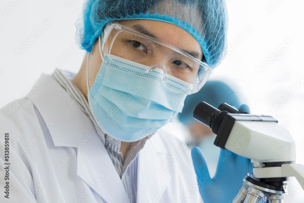 研究者 研究者