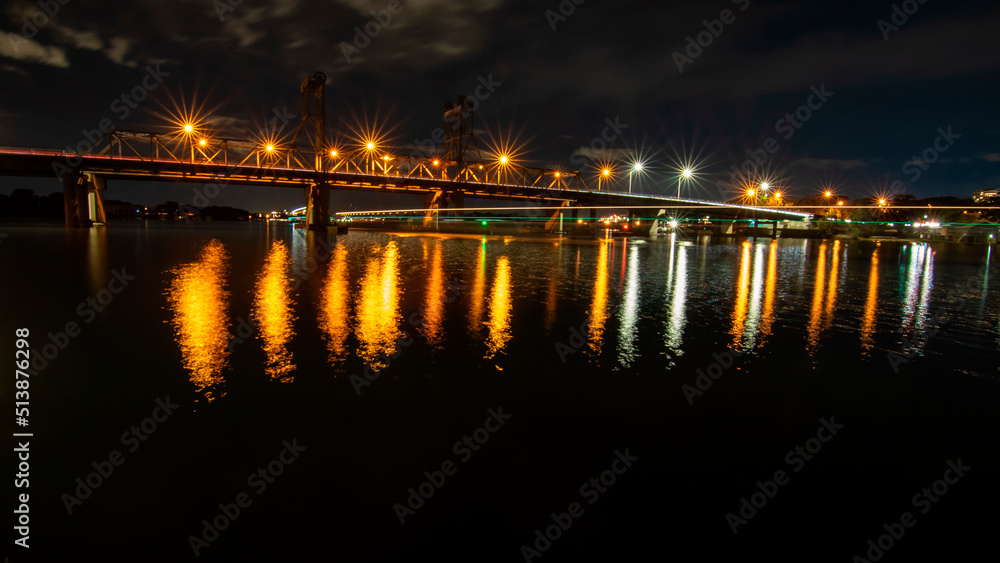 Uhrs Point bridge with traffic at night.