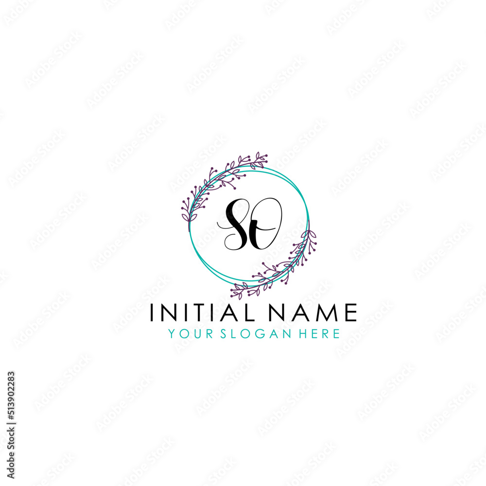 Fototapeta premium Initial letter SO handwriting with floral frame template
