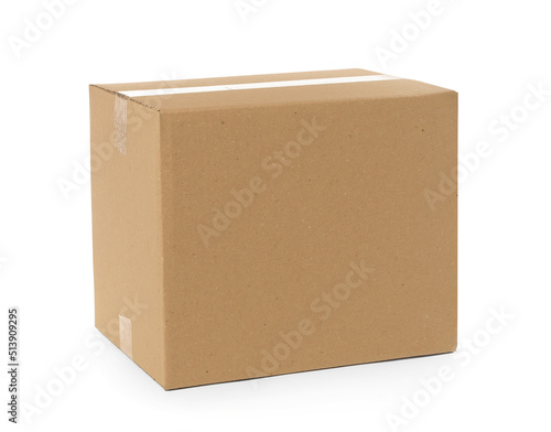 Foto One closed cardboard box isolated on white. Delivery service