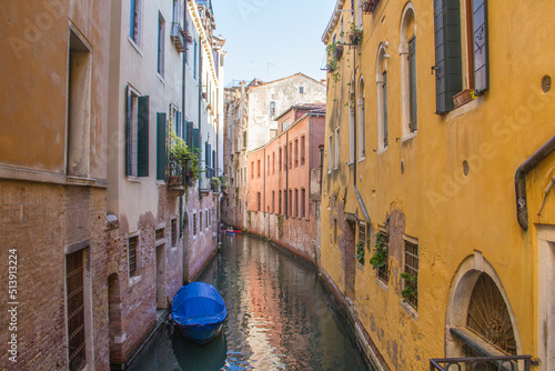 Obraz na plátne Beautiful view of one of the Venetian canals in Venice, Italy