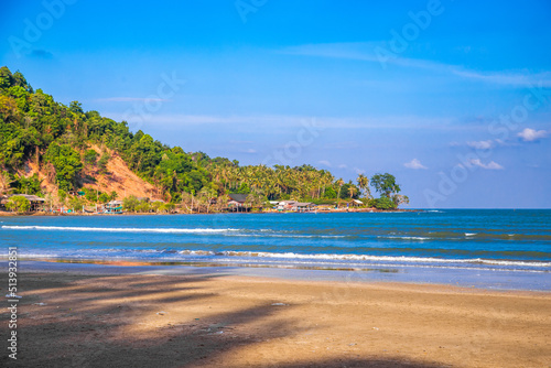 Fototapeta Naklejka Na Ścianę i Meble -  Sairee Beach or Sai Ri Beach in Chumphon, Thailand