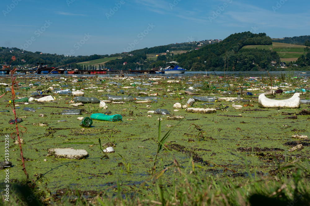 jezioro rożnowskie