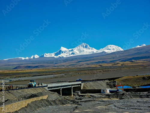 Road construction works in western Tibet © Gert-Jan van Vliet