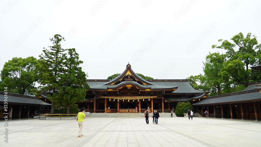 Naklejka premium 寒川神社 風景