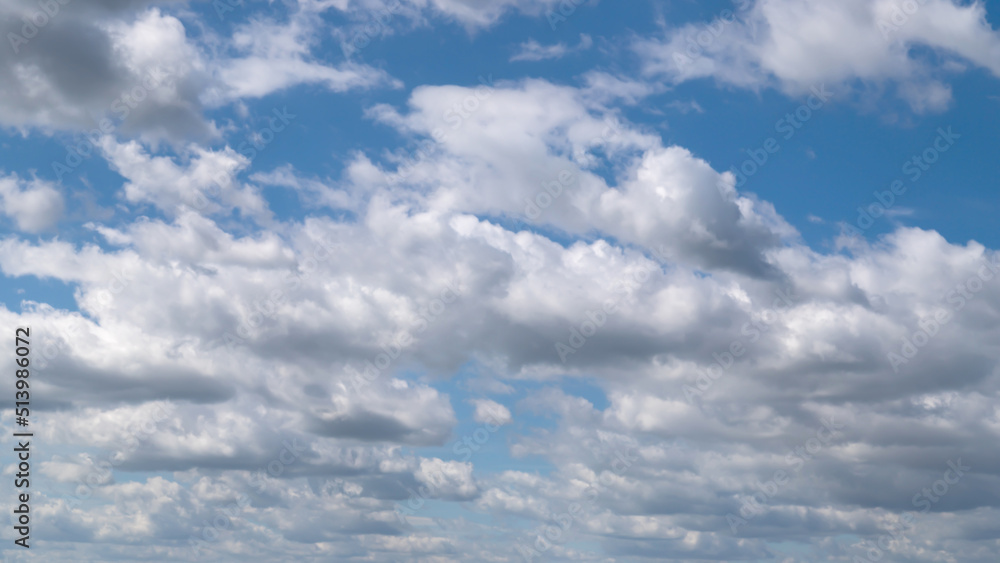 Naklejka premium Stratocumulus clouds in the sky.