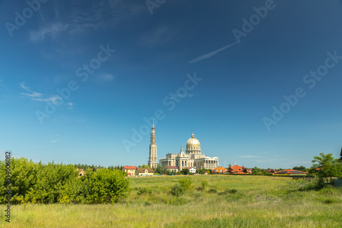 Sanctuary of Our Lady of Sorrows in Liche    Queen of Poland. The largest temple in Poland.