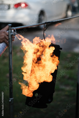 spray fire with spray