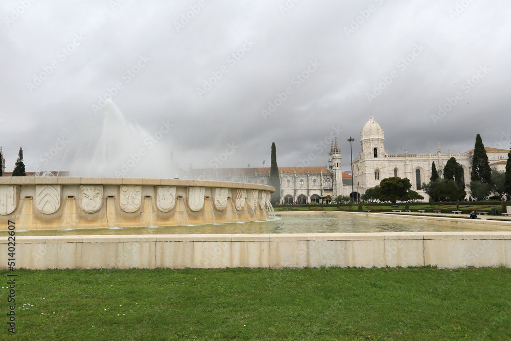 Fountain and Jerónimos Monastery, a unesco world heritage