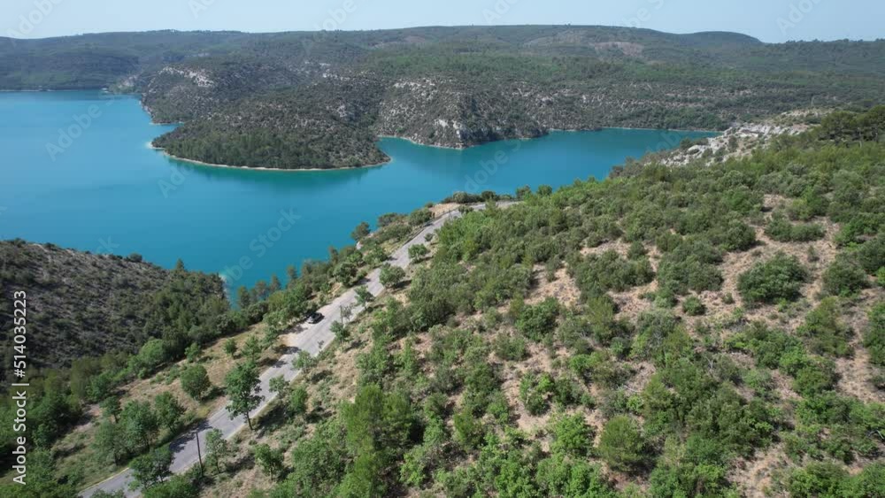lac artificielle en Provence - Esparron-de-Verdon lac artificielle en Provence - Esparron-de-Verdon