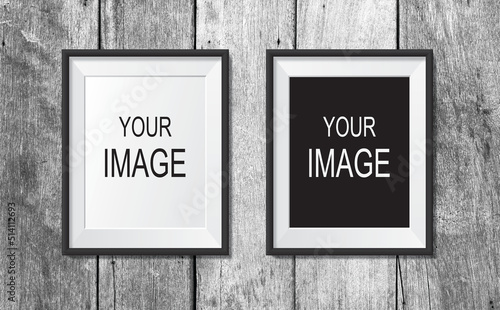 Fototapeta Naklejka Na Ścianę i Meble -  Blank picture frames on the wall for decorative pictures and advertisements.