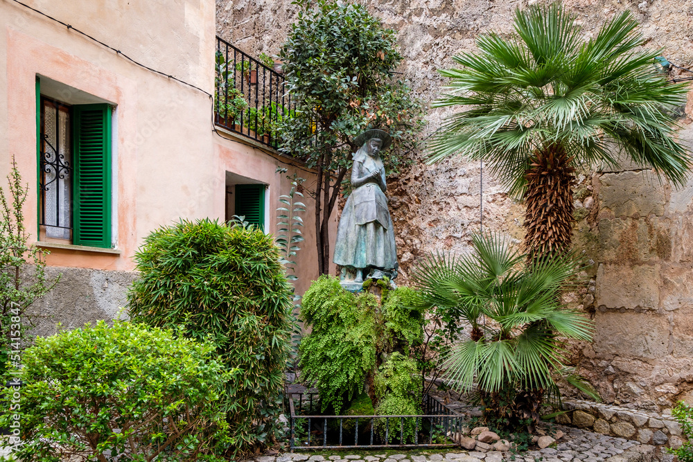 escultura de Santa Catalina, Horacio de Eguía,  Valldemossa, Mallorca, balearic islands, Spain