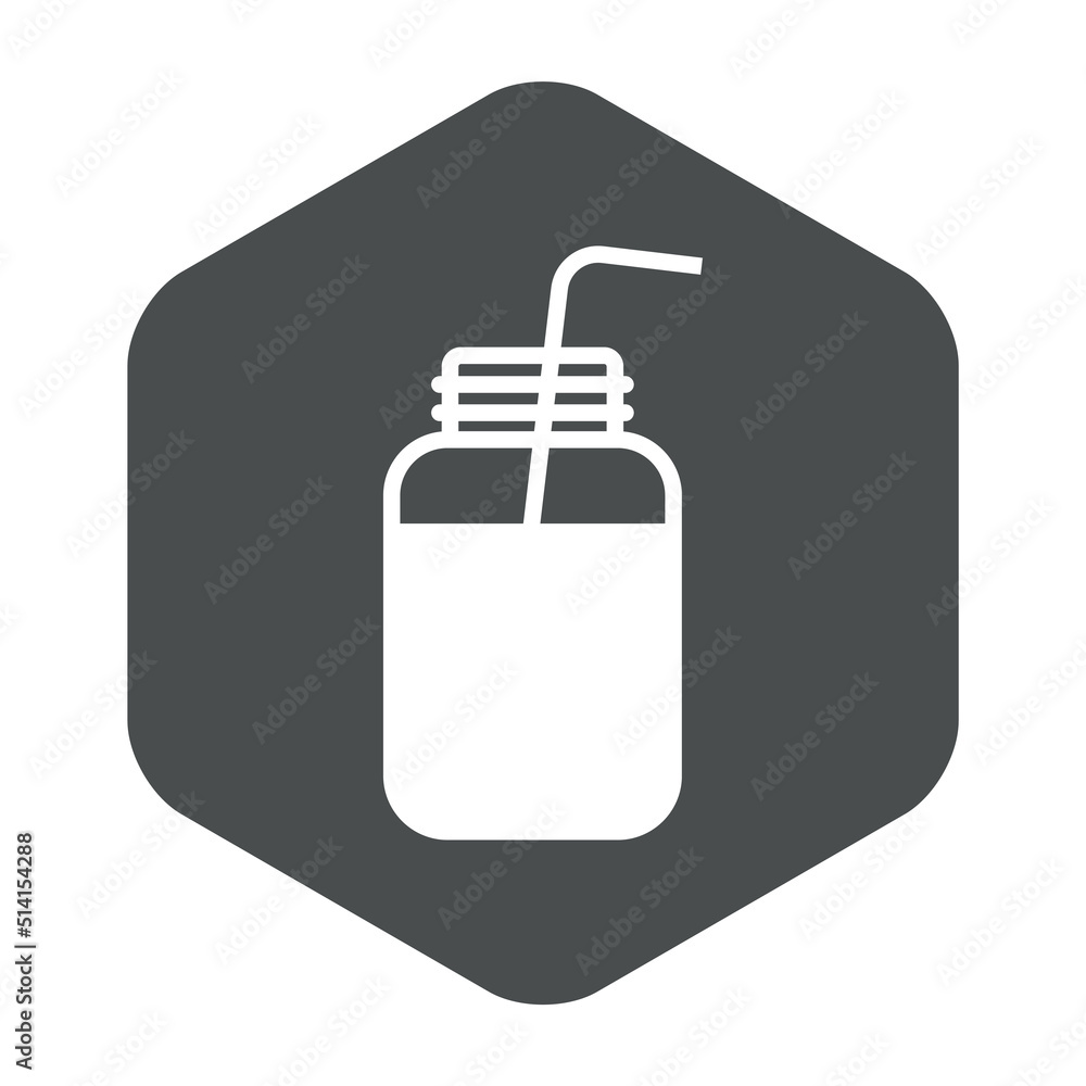 Mason jar icon. Logo smoothie bar. Ilustración con silueta de botella y pajita para beber en hexágono de color gris Mason jar icon. Logo smoothie bar. Ilustración con silueta de botella y pajita para beber en hexágono de color gris